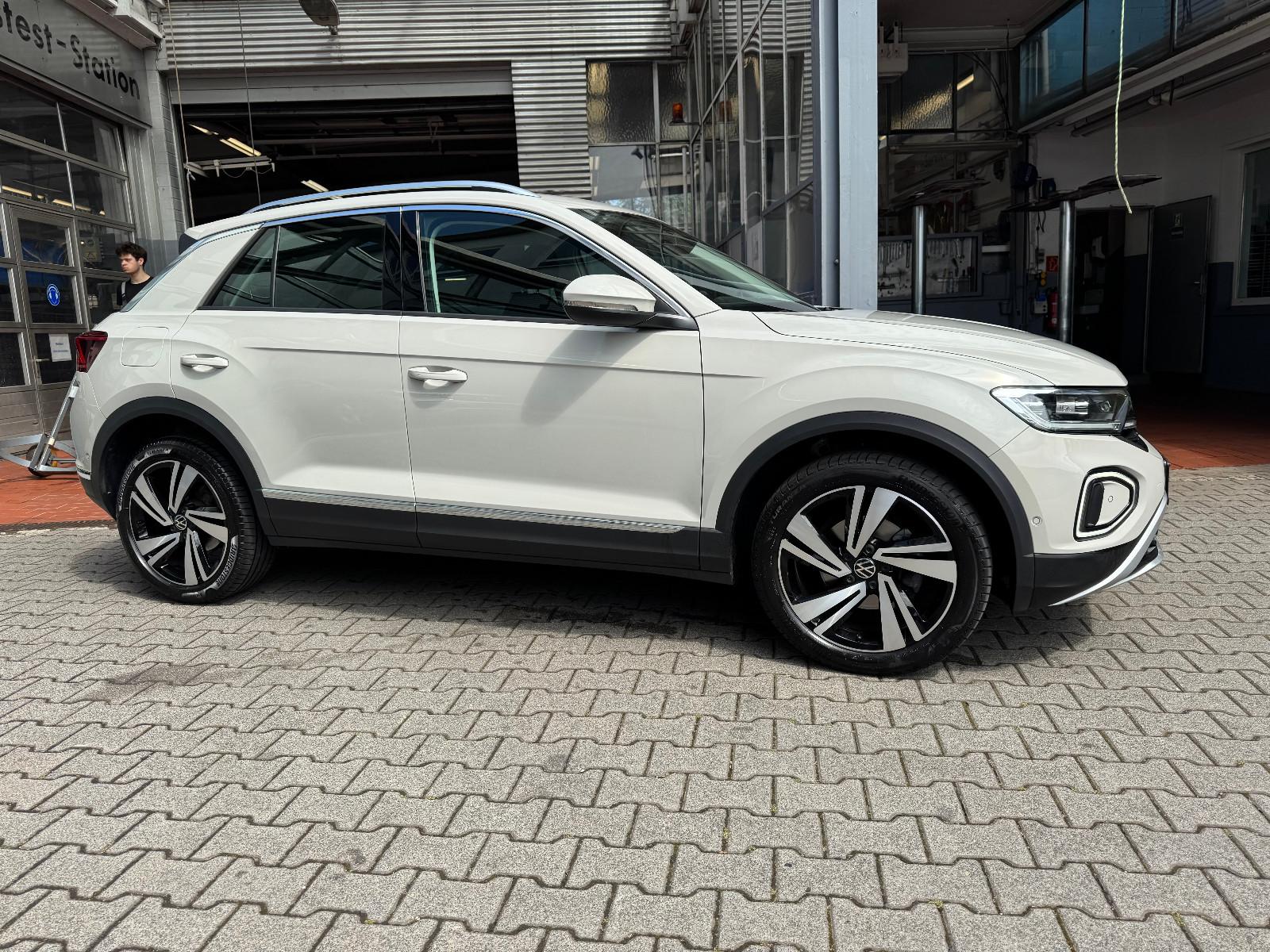 Volkswagen T-Roc Style 1.5 TSI DSG CarPlay/AndroidAuto, миниатюра 15