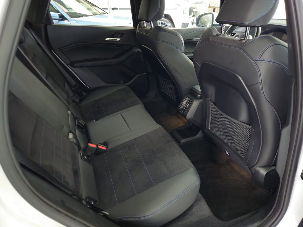 BMW 218 Active Tourer M Sport*LED*PANO*KEYL*ACC*TOTW
