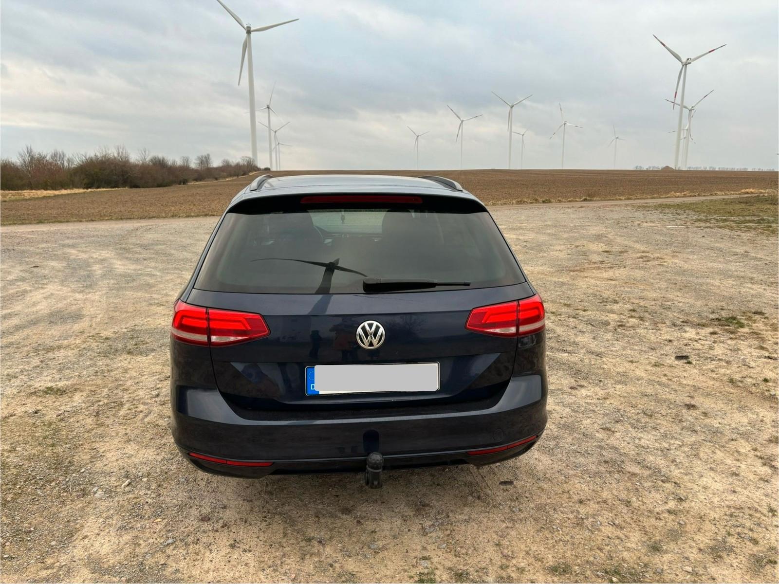 Volkswagen Passat 2015 — interior
