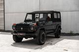 Mercedes-Benz PUCH - schwarze Mercedes-Benz G 300