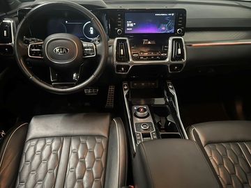 KIA Sorento - 5
