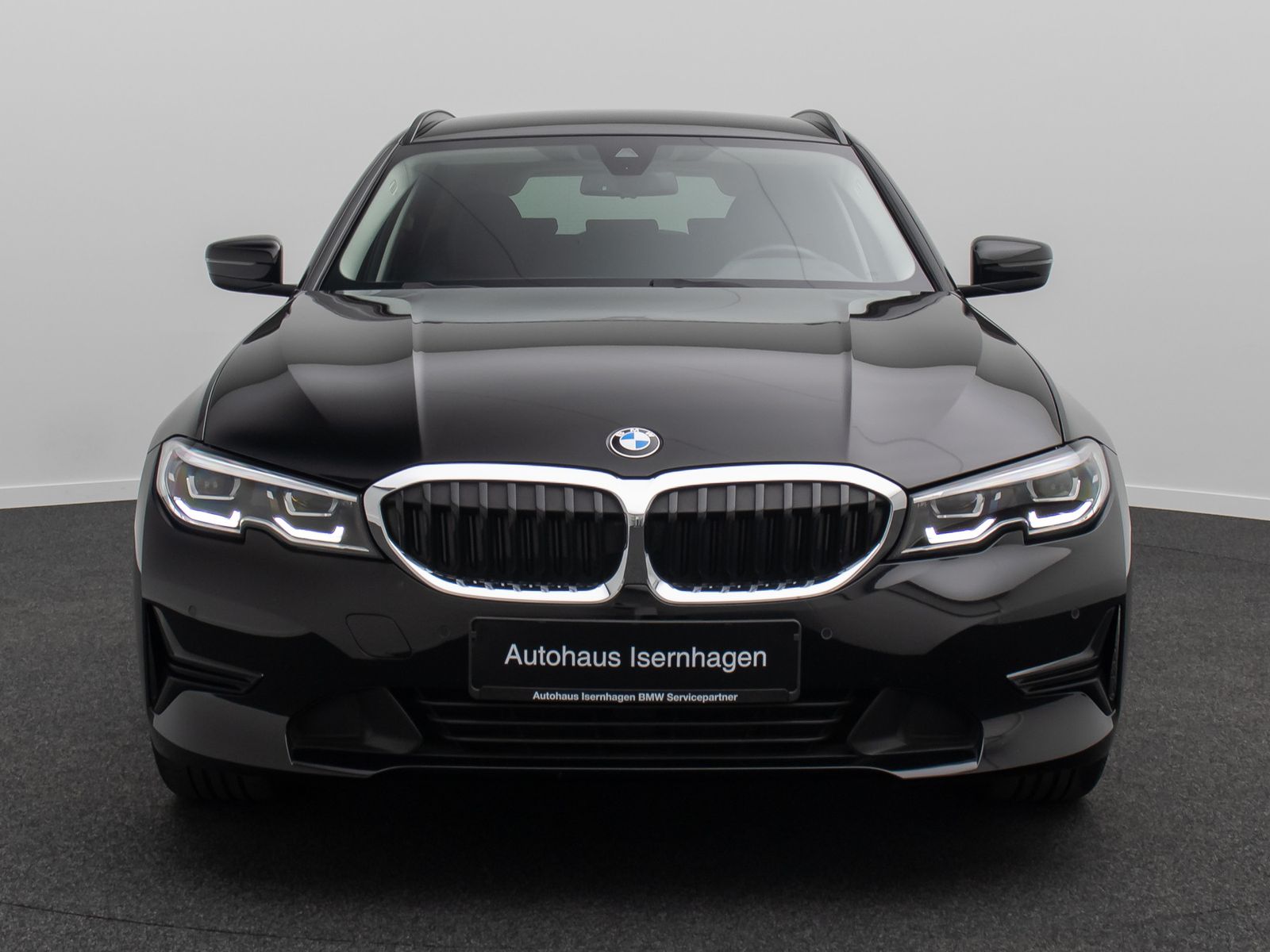 Fahrzeugabbildung BMW 318d DAB CockPitPro Fernlichtassist PDC Sport