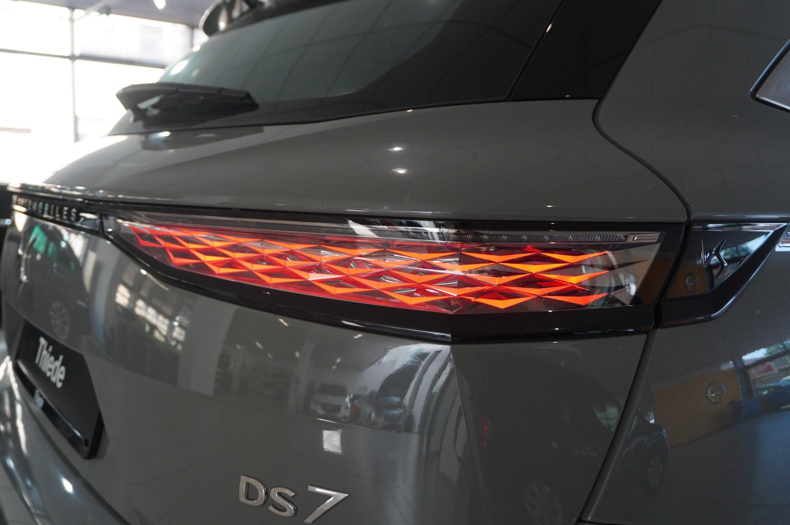 Fahrzeugabbildung DS Automobiles DS7 (Crossback) 1.5D BASTILLE+ NAVI/LED/360°/DAB