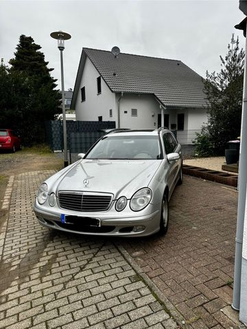 Mercedes-Benz Mercedes E Klasse CDI 220