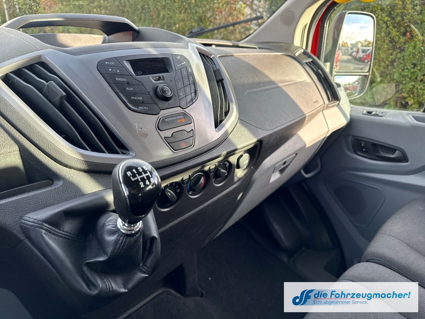 Fahrzeugabbildung Ford Transit Kombi 350 L3 Trend StandHZG *8431