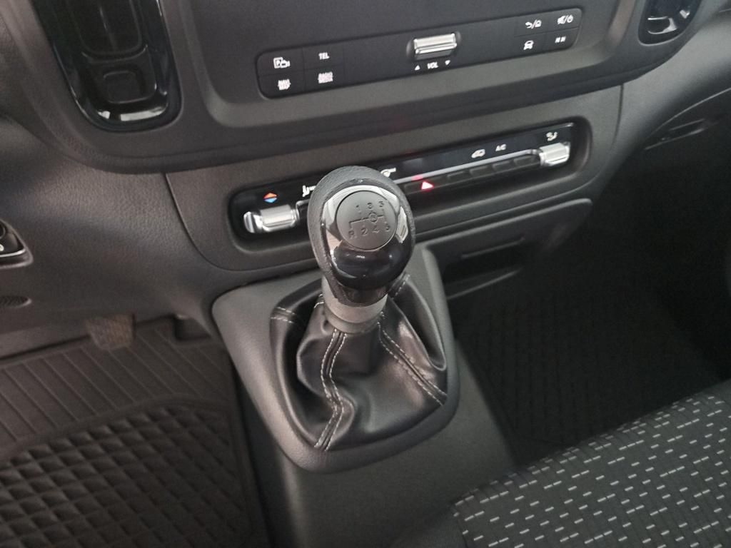 Fahrzeugabbildung Mercedes-Benz Vito 116 Kasten lang MOPF2 MBUX 2xSHZ PTS 270°