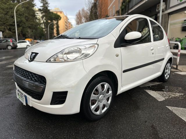 Peugeot 107 1.0 68CV 5p. Tagliandata