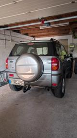 Toyota RAV 4 1.8-l-VVT-i 4x2 - - gebrauchte Toyota RAV 4 aus dem Jahr 2005