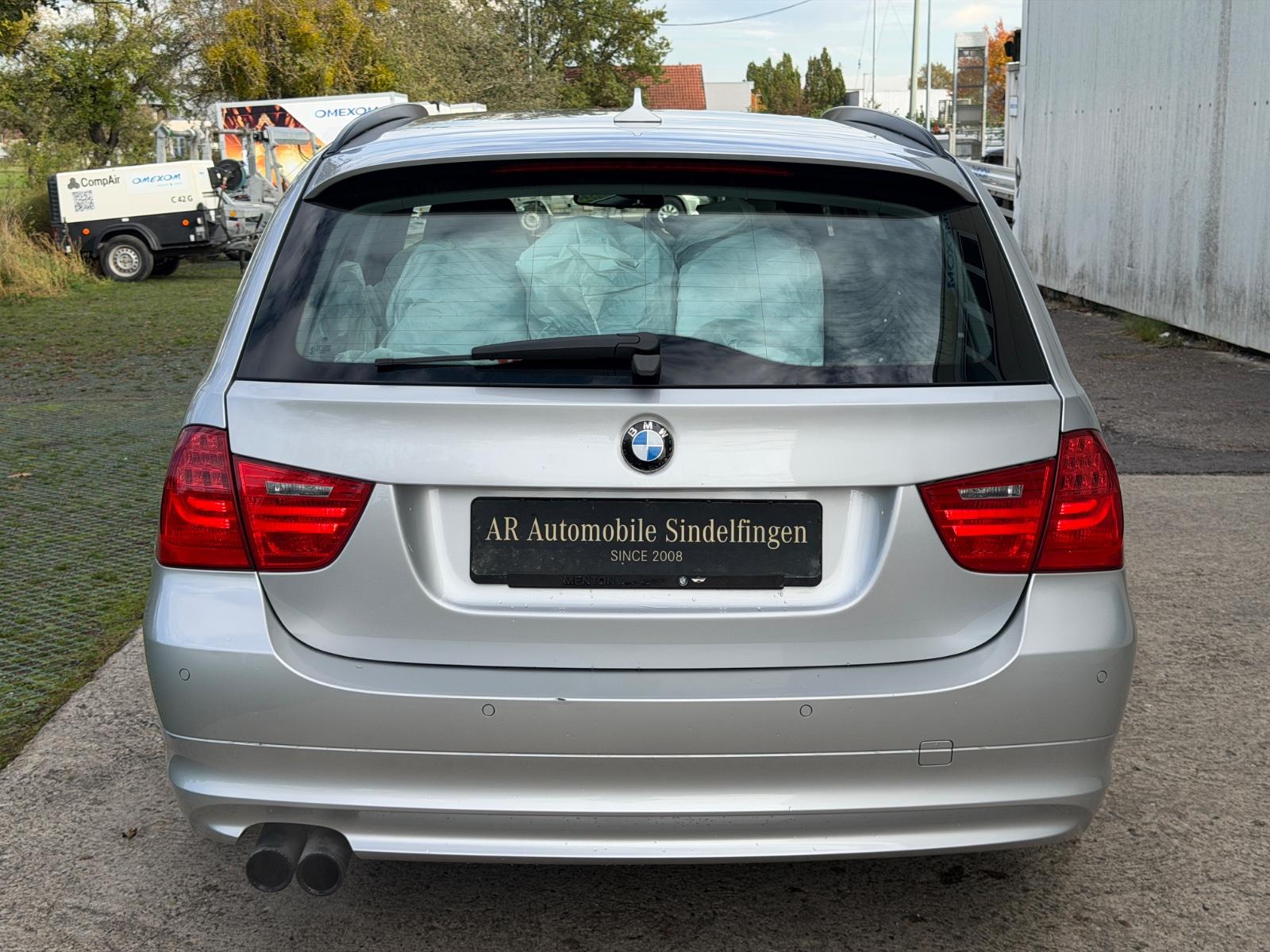 BMW 325 TOURING AUT*XEN*AHK*2.HAND*NAVI* | 218 ch | BVA | BMW 325I TOURING AUT | ATTELAGE