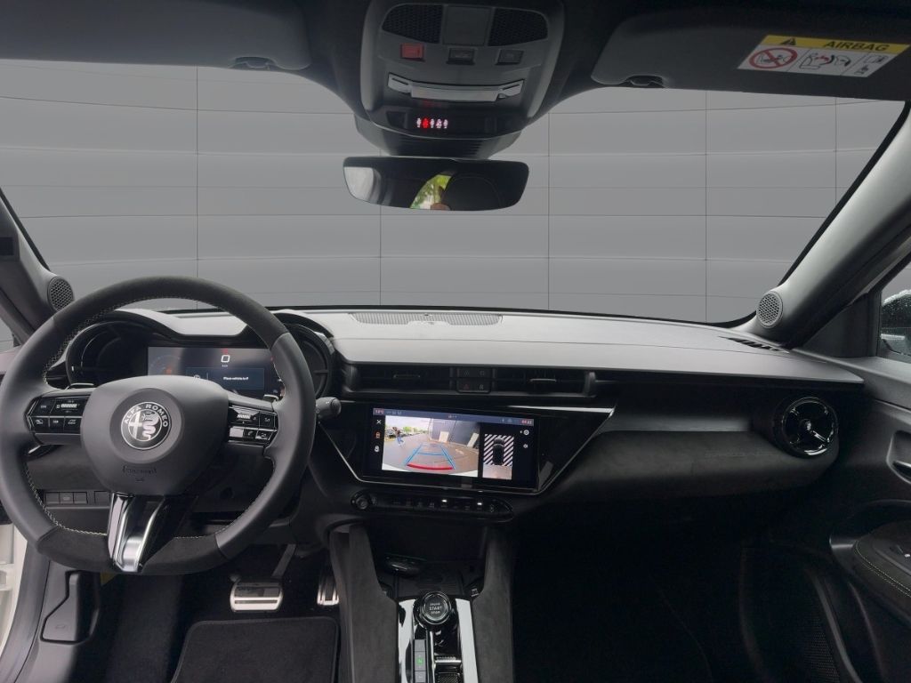 Fahrzeugabbildung Alfa Romeo Junior Sport Speciale Ibrida NAVI WINTER MATRIX