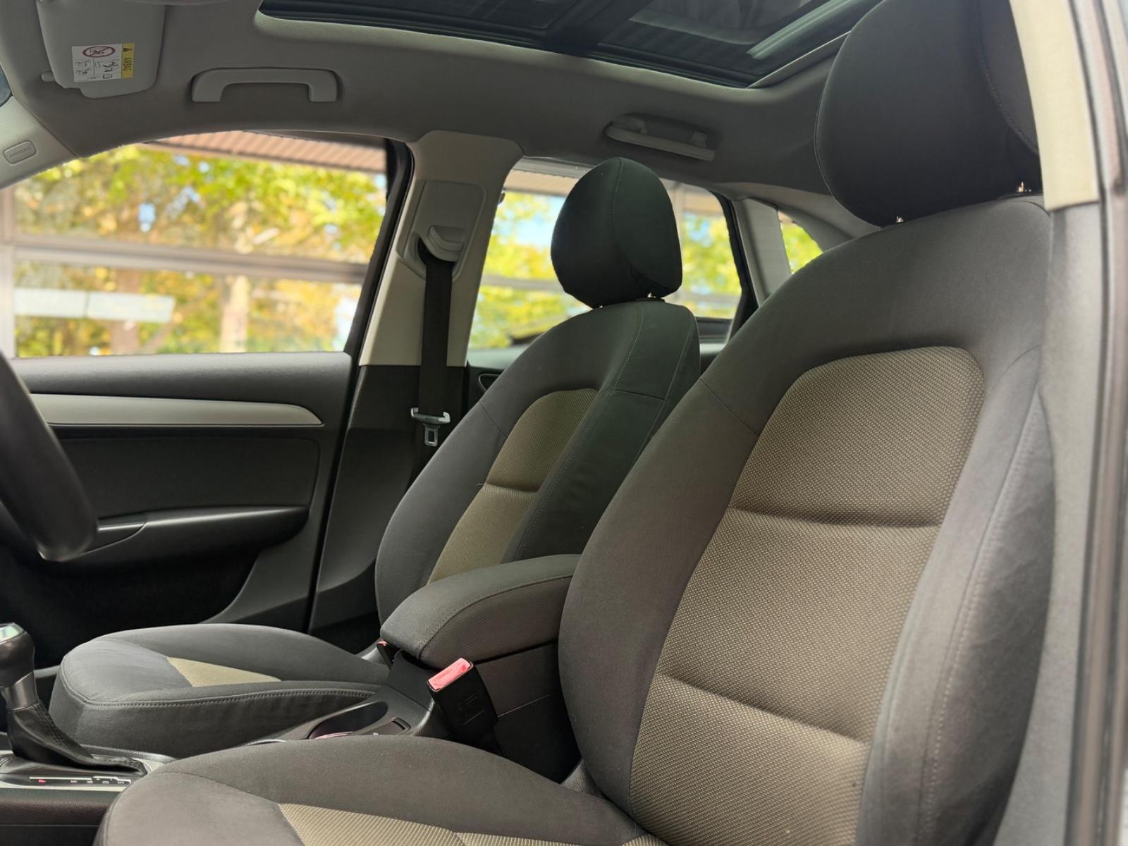 Audi Q3 2.0 TDI quattro/Xenon/Navi/BT/SHZ/PANO