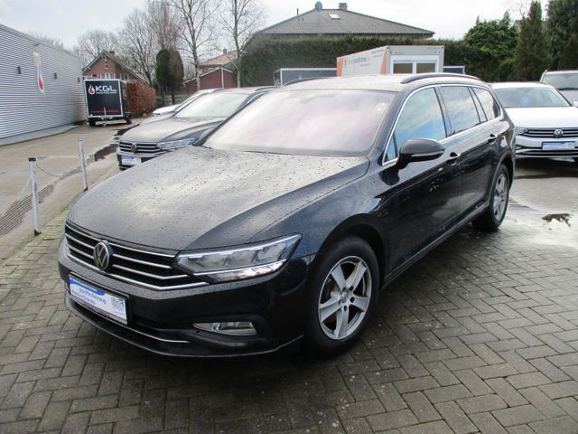 Volkswagen Passat Variant Business +Navi+GRA+PDC+LED+SHZ+