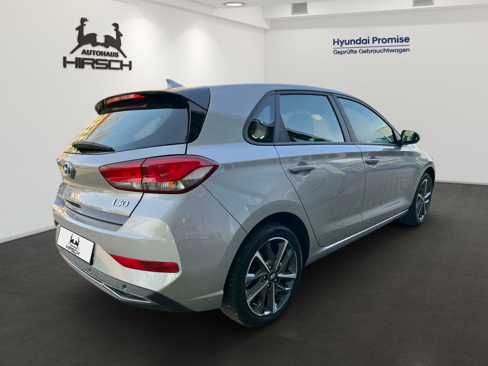 Fahrzeugabbildung Hyundai i30 1.0 T-GDI 48V TREND KAMERA PDC SHZ LHZ