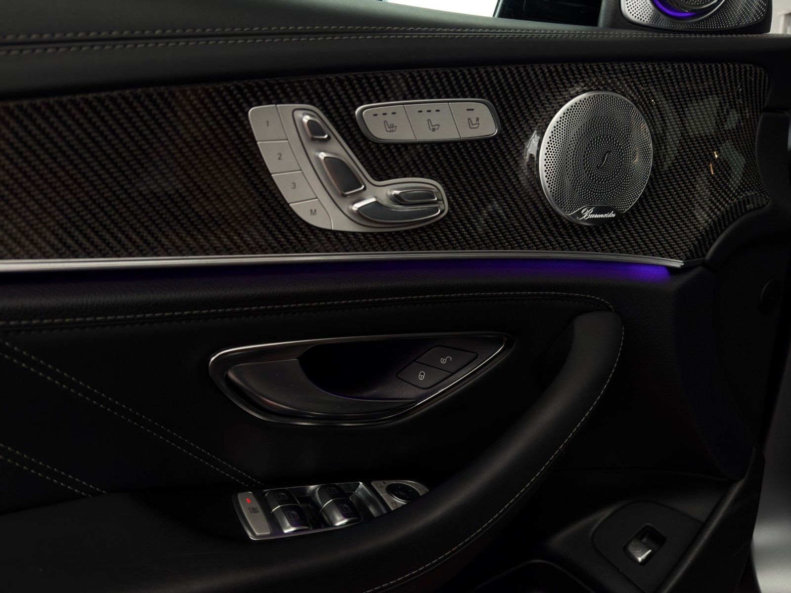 Fahrzeugabbildung Mercedes-Benz E63s AMG 4Matic+ Pano/Magno/SportAGA/Widescreen