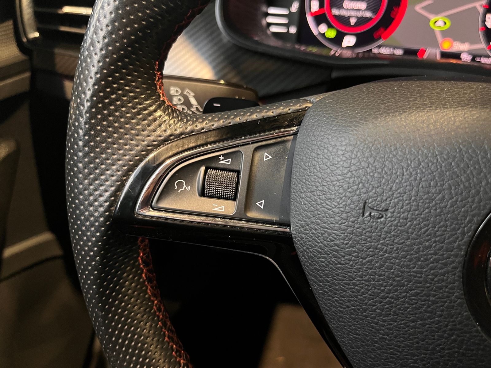 Fahrzeugabbildung SKODA Kamiq Monte Carlo LED NAVI ALU