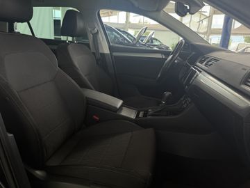 Skoda Superb COMBI 2.0 TDI DSG XENON NAVI ACC AHK