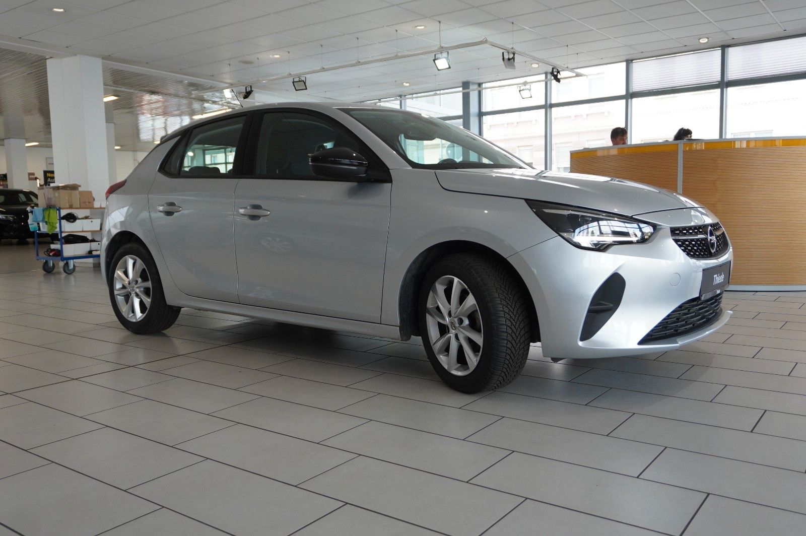 Fahrzeugabbildung Opel Corsa F 1.2 ELEGANCE NAVI/LED/TEMP./SPORT/DAB+
