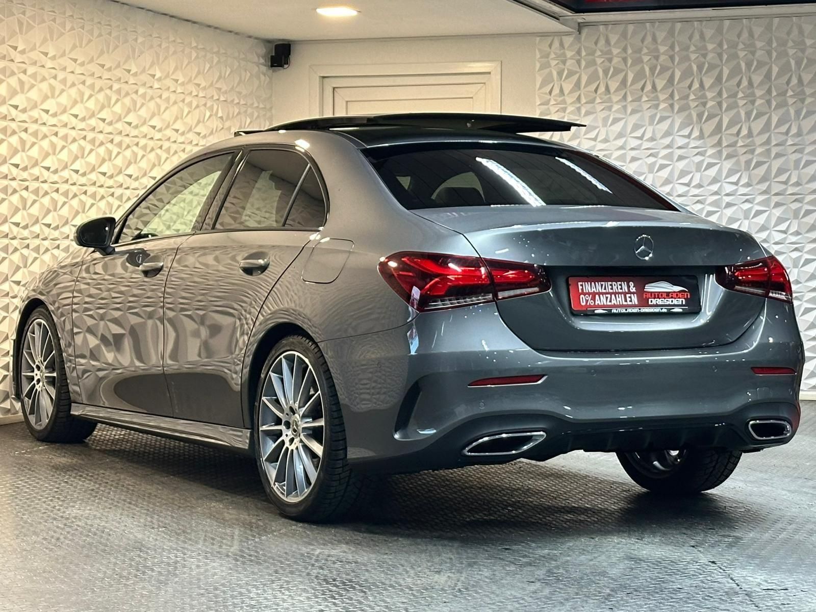 MERCEDES-BENZ A250 AMG NIGHT LIMOUSINE* LED#SHZ#PANO#NAV#TEMPO - Image 5