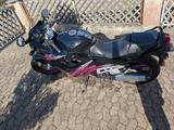 Suzuki  GSX 600 F - SUZUKI GSX F 600