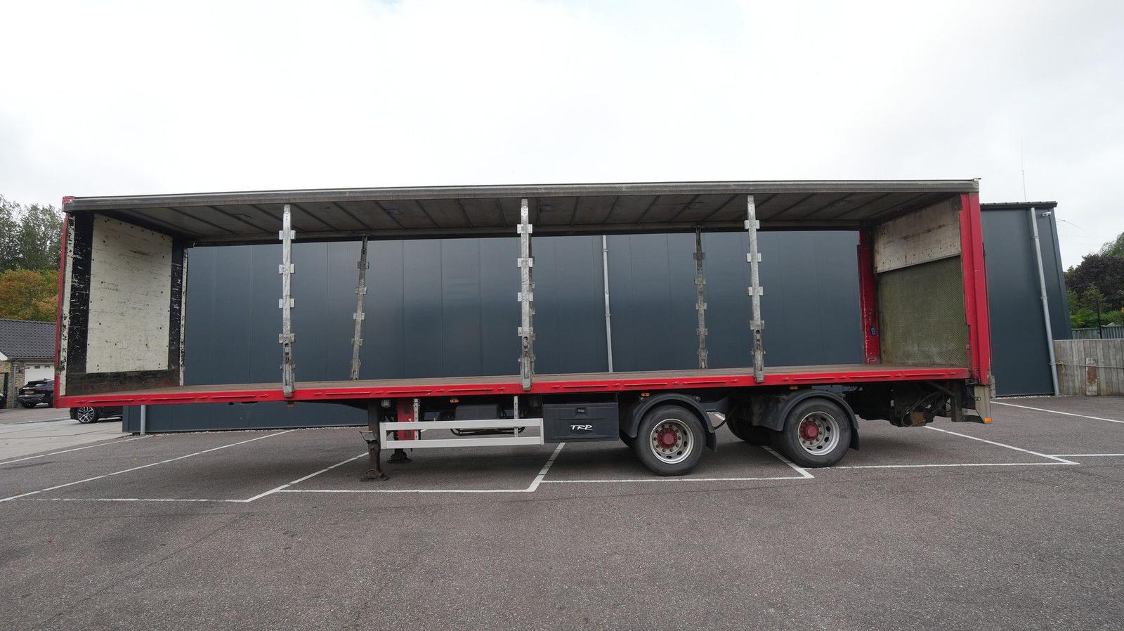 Pacton 2 axle open trailer no curtain