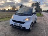 Smart ForTwo coupé 0.8 cdi, weiß mit schwarz