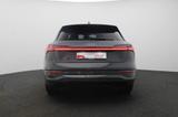 Audi Q8 e-tron 55 quattro S line Matrix Navi ACC - graue Audi Q8 e-tron
