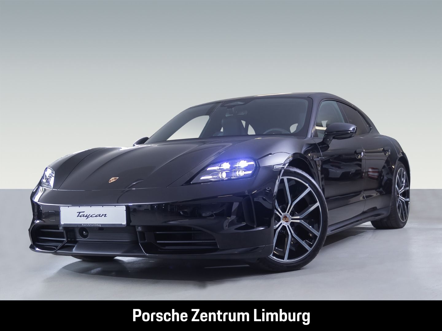 Porsche Taycan Sport Turismo Black Edition HA-Lenkung