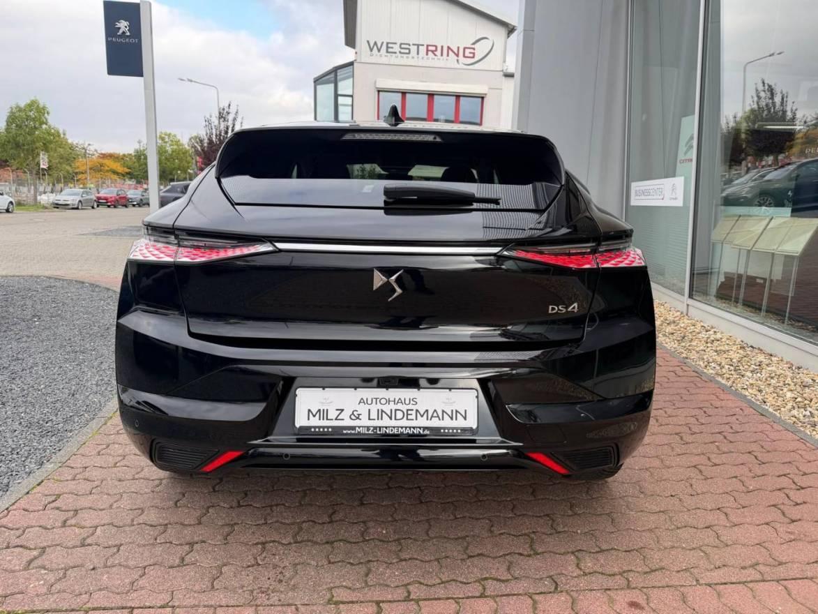 DS Automobiles DS4 ÉTOILE Alcantara PureTech 130 EAT8 Automatik