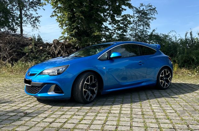 Opel Astra J OPC