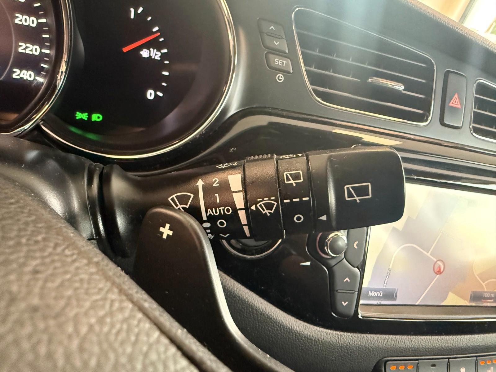 Kia Ceed Sportswagon Spirit Behindertenger. Handgas