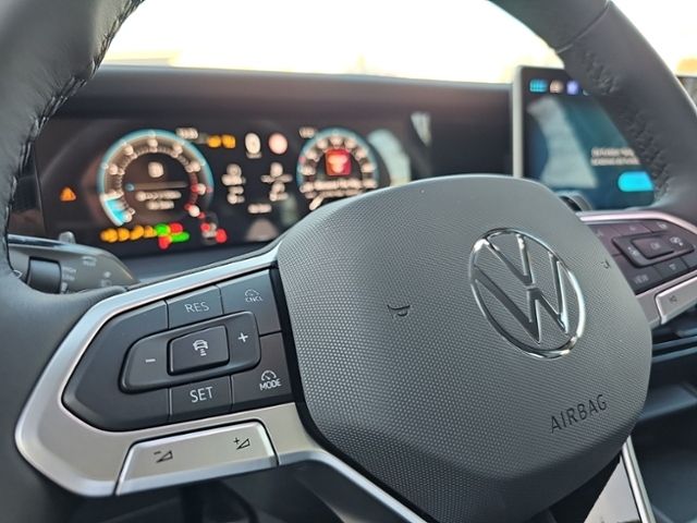 Fahrzeugabbildung Volkswagen Tayron 1.5 eTSI DSG Life AHK ACC SHZ RFK GJR APP