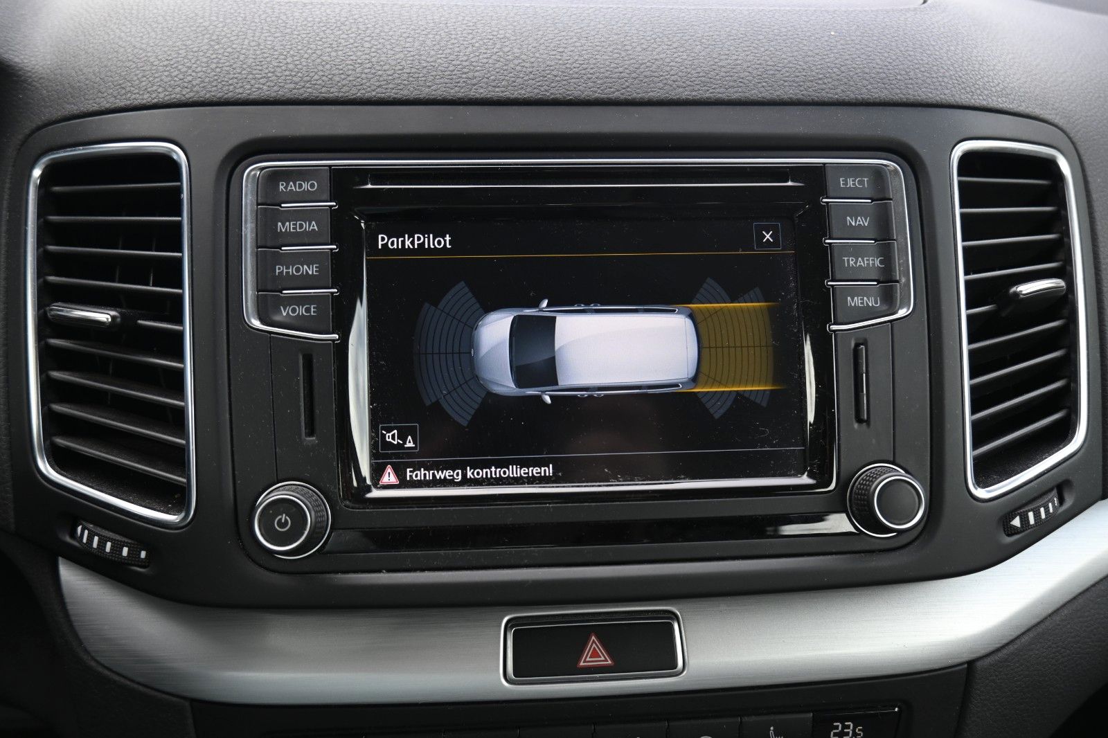 Fahrzeugabbildung Volkswagen Sharan Comfortline BMT/Start-Stopp