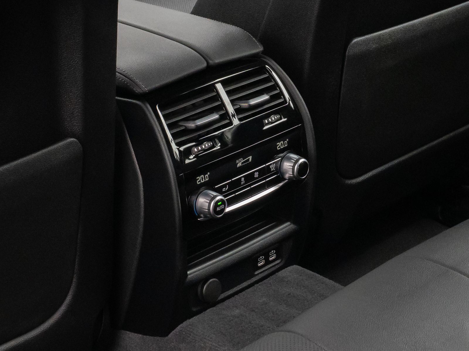 Fahrzeugabbildung BMW 530d  M Sport Kamera Laser HUD DAB HiFi Komfort