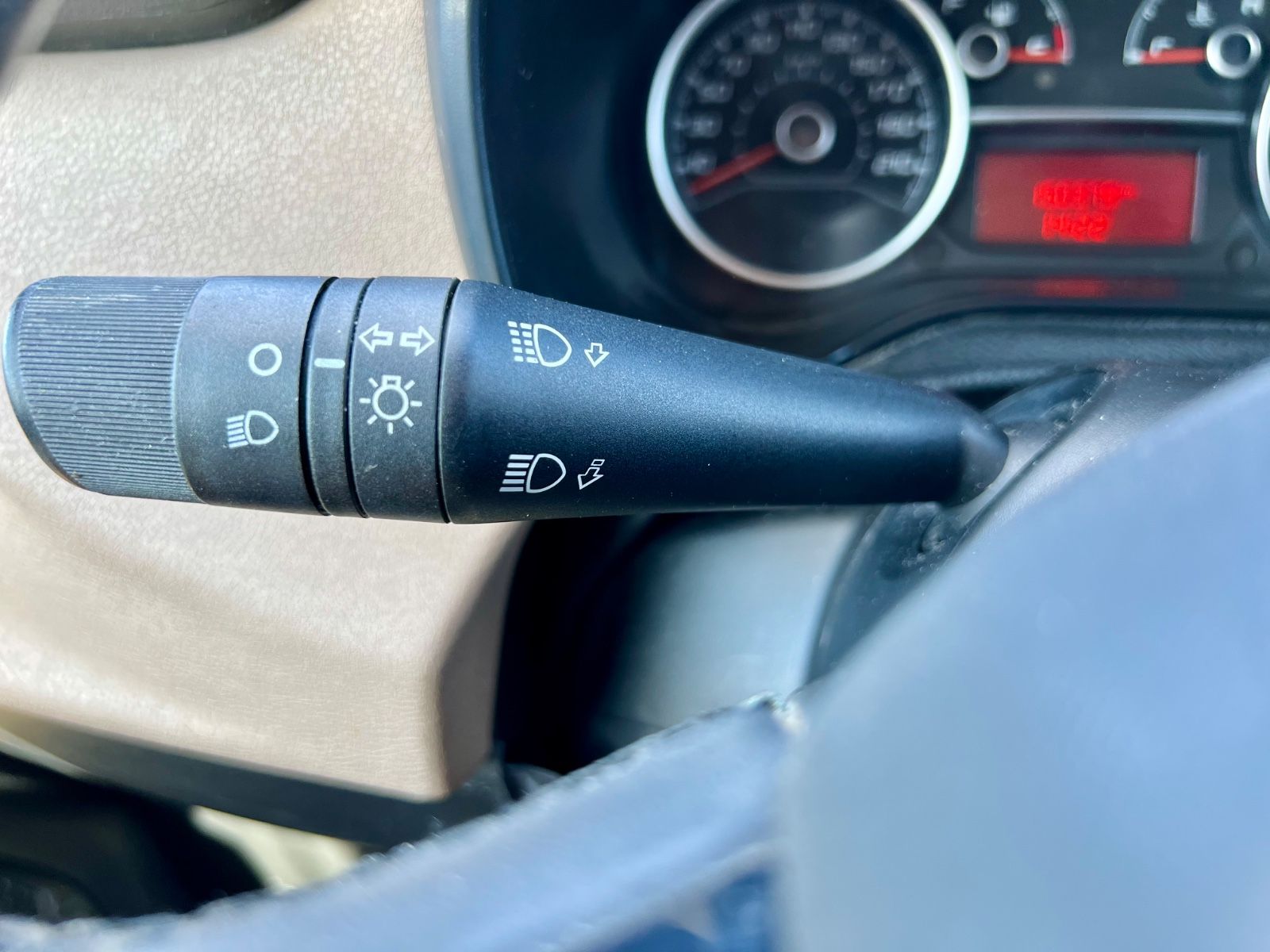 FIAT Doblo Doblò Lounge KLIMA BLUETOOTH ZV RADIO