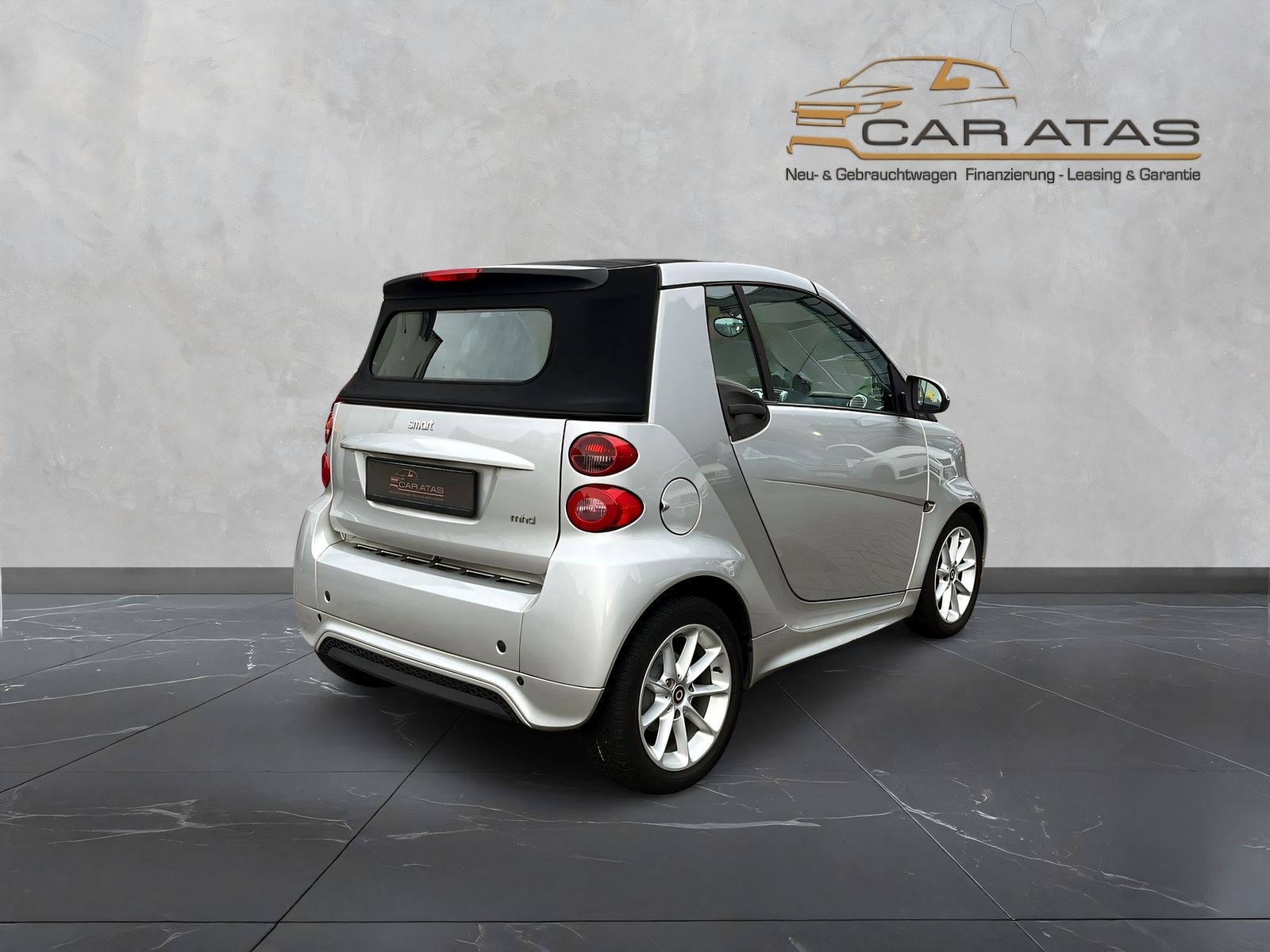 Fahrzeugabbildung Smart ForTwo Cabrio MHd AUT. KLIMAAUT. SITZHEIZUNG