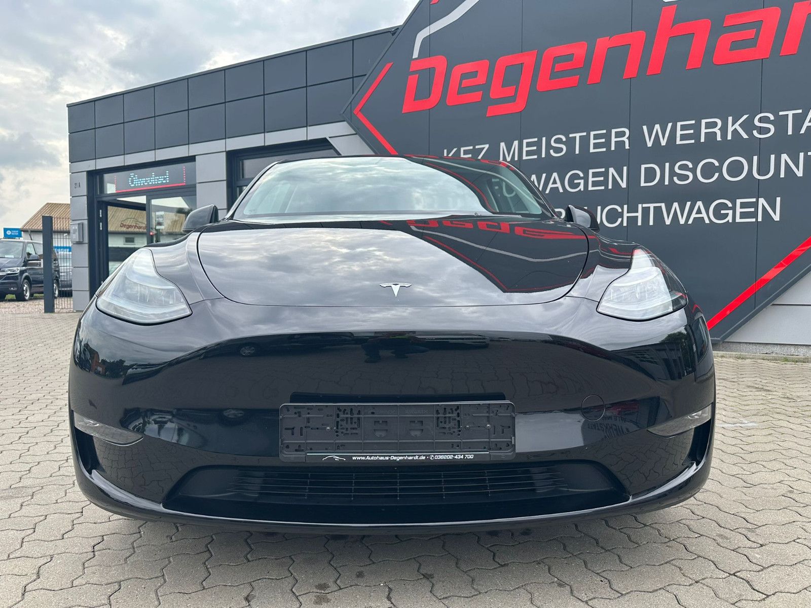 Tesla Model Y Performance Matrix AHK foto 16