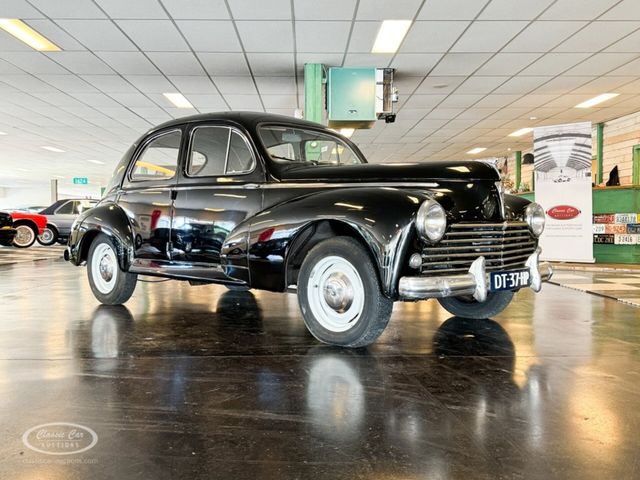 Peugeot 203 C - ONLINE AUCTION