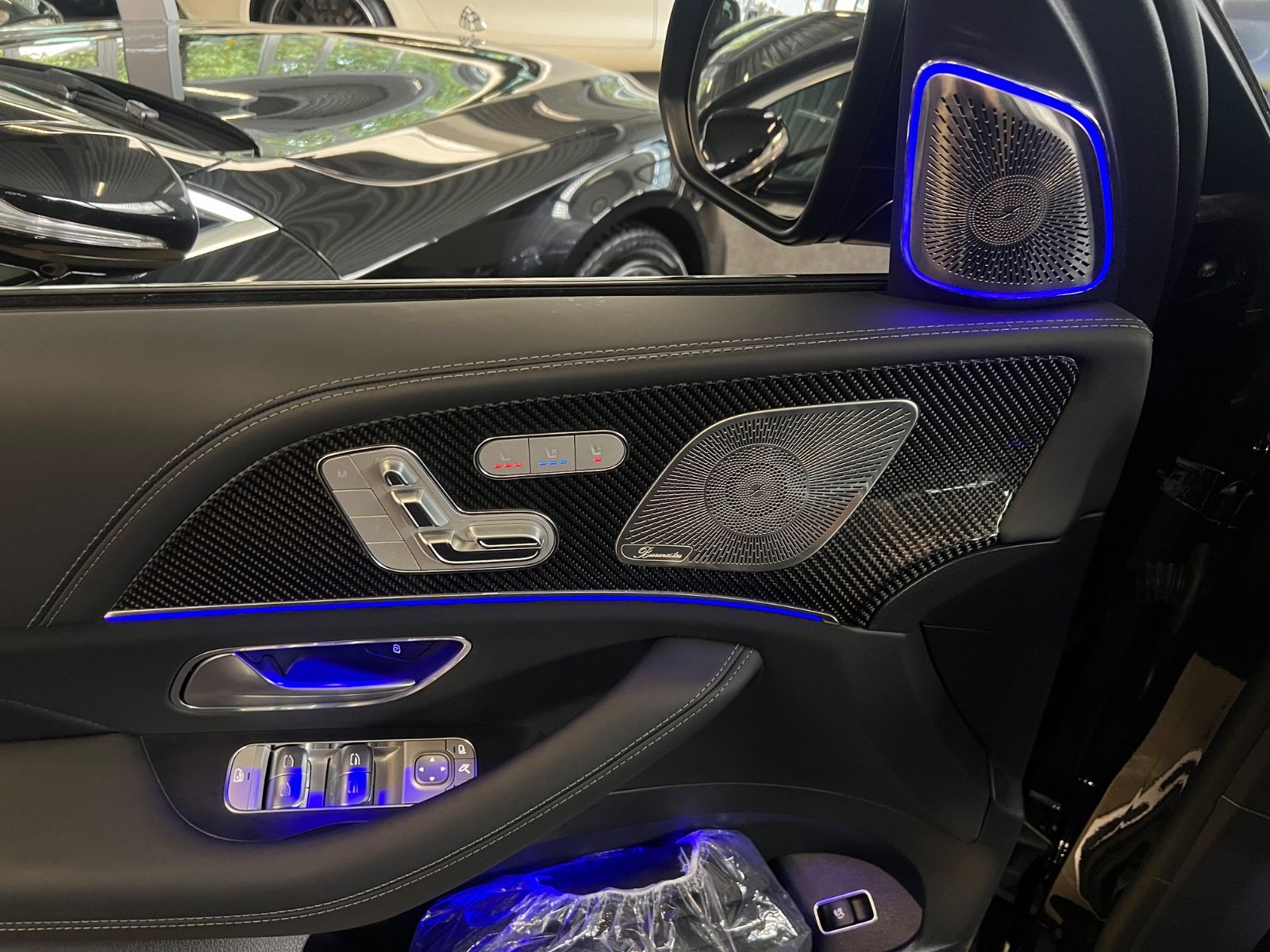 Fahrzeugabbildung Mercedes-Benz GLS 63 AMG 4 Matic*CARBON*3D BURMESTER*NEUWERTIG