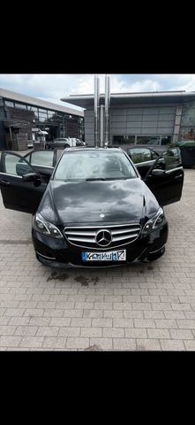 MERCEDES-BENZ E 250