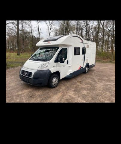 Roller Team T-Line Garage S + Wohnmobile Fiat Ducato