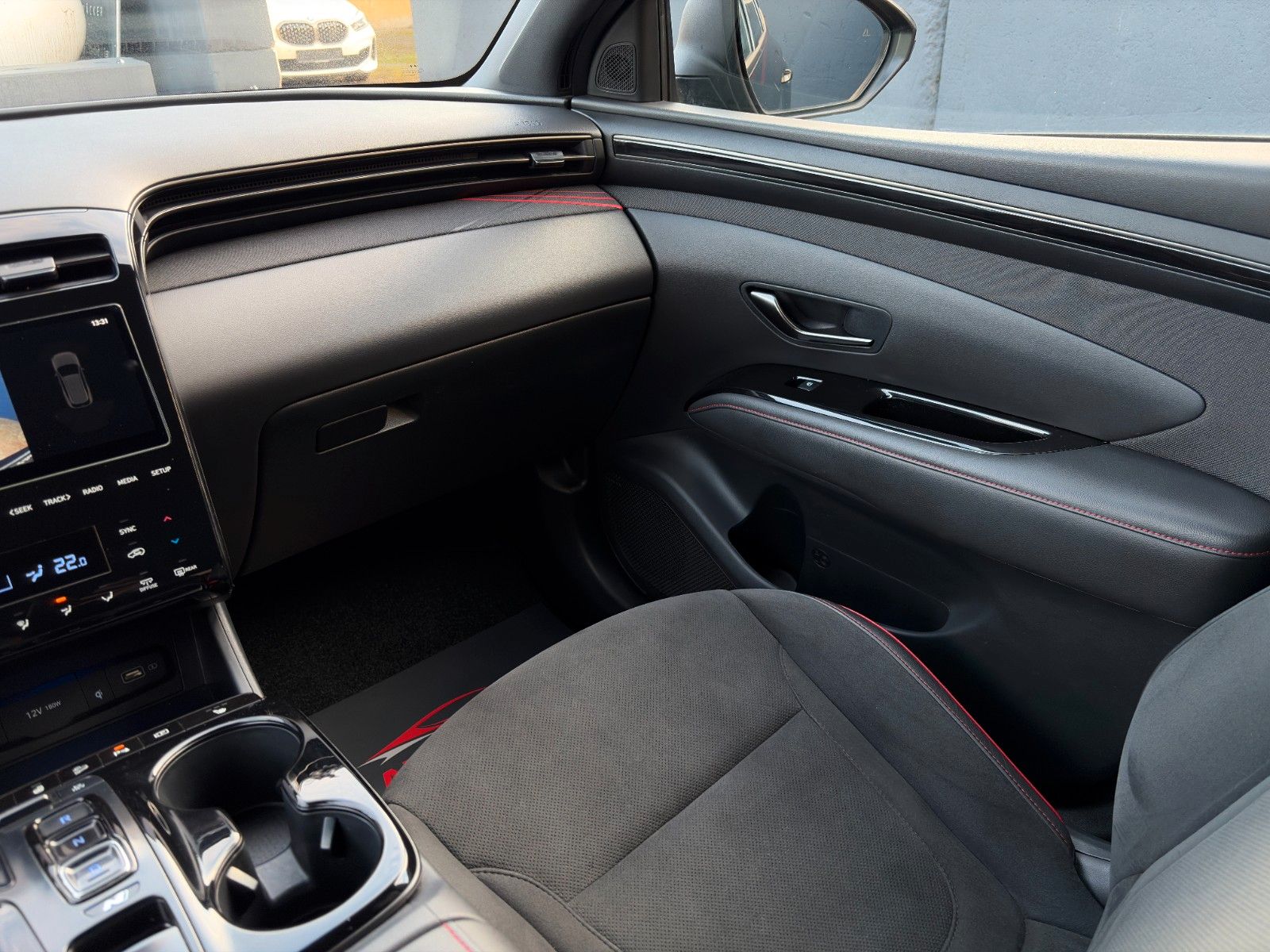 Fahrzeugabbildung Hyundai Tucson 1.6 GDI N-Line PHEV 4WD Kamera AHK ACC