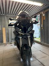 BMW S 1000 XR mit Koffer, tiefergelegt werksseitig - BMW M 1000 XR