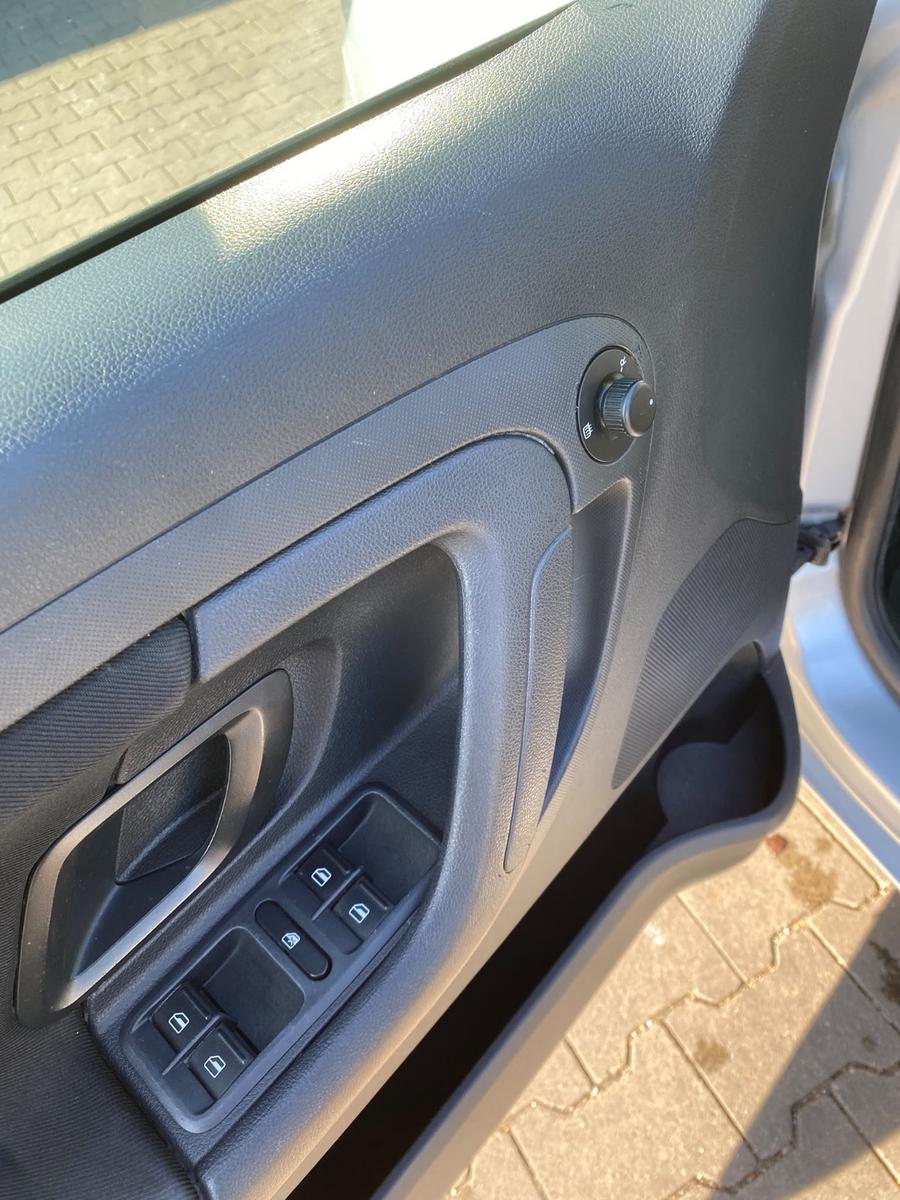 Skoda Fabia 2011 — photo 10