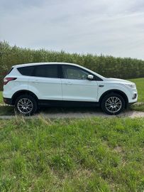 Ford Kuga - 5