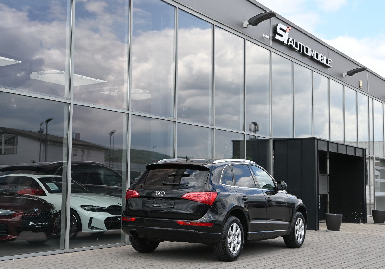 Fahrzeugabbildung Audi Q5 2.0 TDI quattro 6-Gang °STANDHEIZUNG°XENON°