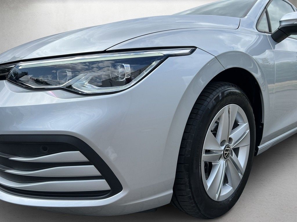 Volkswagen Golf VIII Variant 2.0 TDI DSG Life Navi APP LED foto 4
