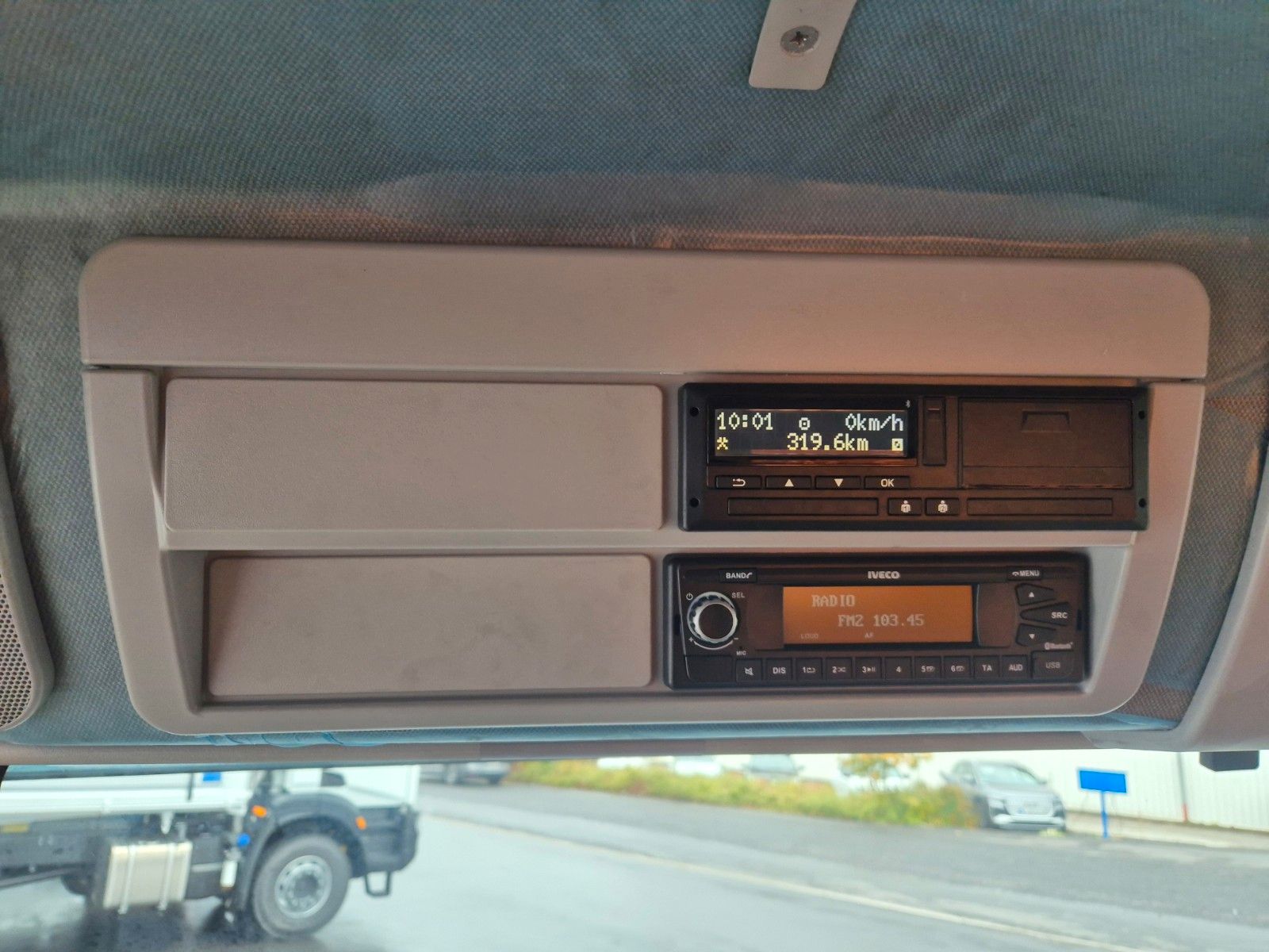 Fahrzeugabbildung Iveco ML150E28W 4x4 Meiller Dreiseitenkipper 2xAHK