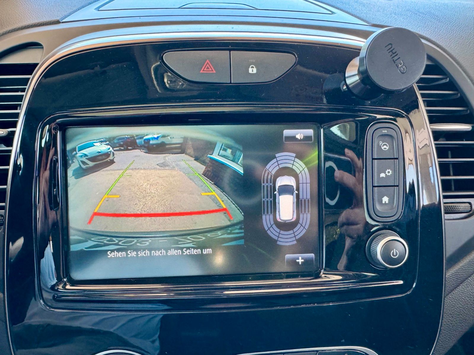 Fahrzeugabbildung Renault Captur Crossborder Navi/Kamera/Panorama/Leder