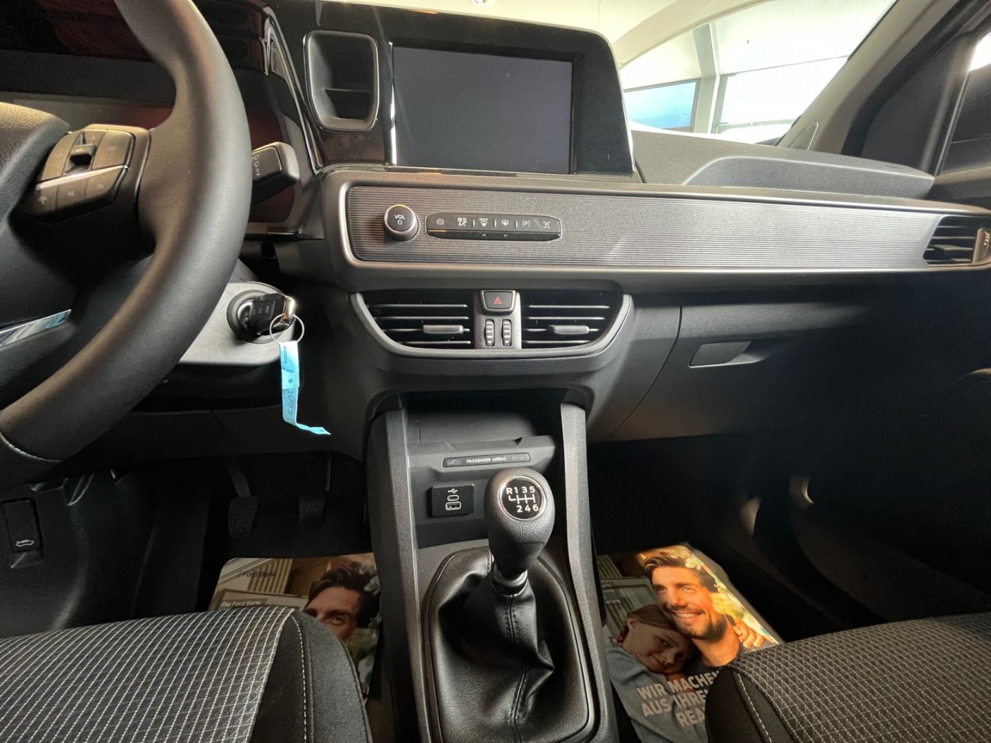 Ford Transit Courier - Bild 9