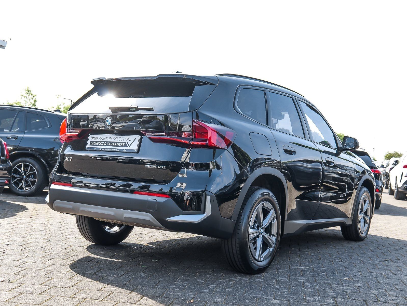 BMW X1 sDrive18i SAV PANO RFK NAVI LED Sound Syst foto 2